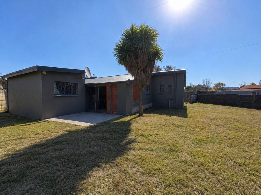 4 Bedroom Property for Sale in Ladybrand Free State